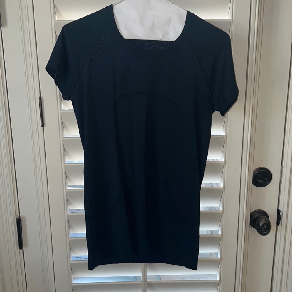 Lululemon Swiftly Tech Short Sleeve Top